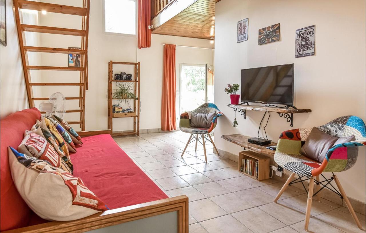 2 Bedroom Lovely Home In St Avaugourd Des Lande Saint-Avaugourd-des-Landes Экстерьер фото